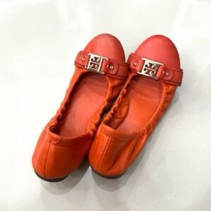 Tory Burch Leather Logo Ballet Flats in Red Size 7.5